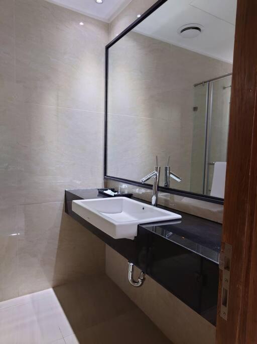 The Rixx Premium Apartment Ho Şi Min Exterior foto
