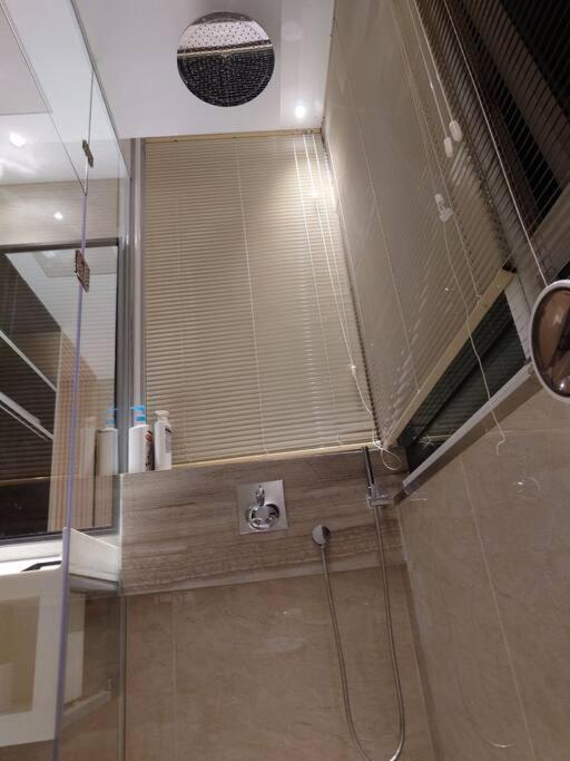 The Rixx Premium Apartment Ho Şi Min Exterior foto